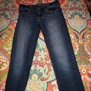 American Eagle Capri Pants
